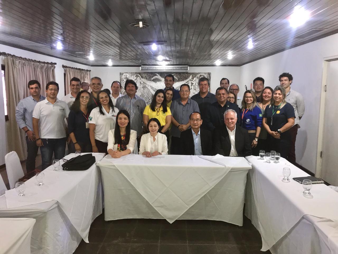 Missão Técnica do Vietnã na ALP de Moscas das Frutas