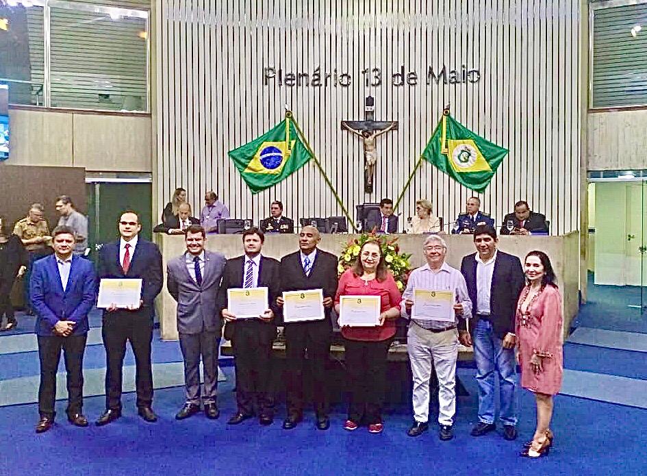 DR. JOAQUIM SAMPAIO RECEBE HOMENAGEM