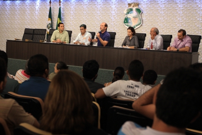 Governo e professores se reúnem para nova rodada de discussões