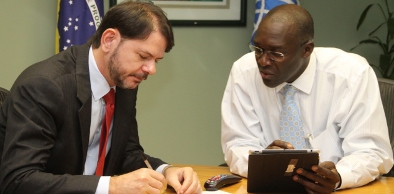 Cid Gomes se reúne com diretor do Banco Mundial para o Brasil