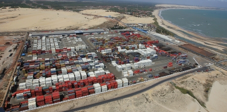 Porto do Pecém: aumento na movimentação já chega a 43% em 2012
