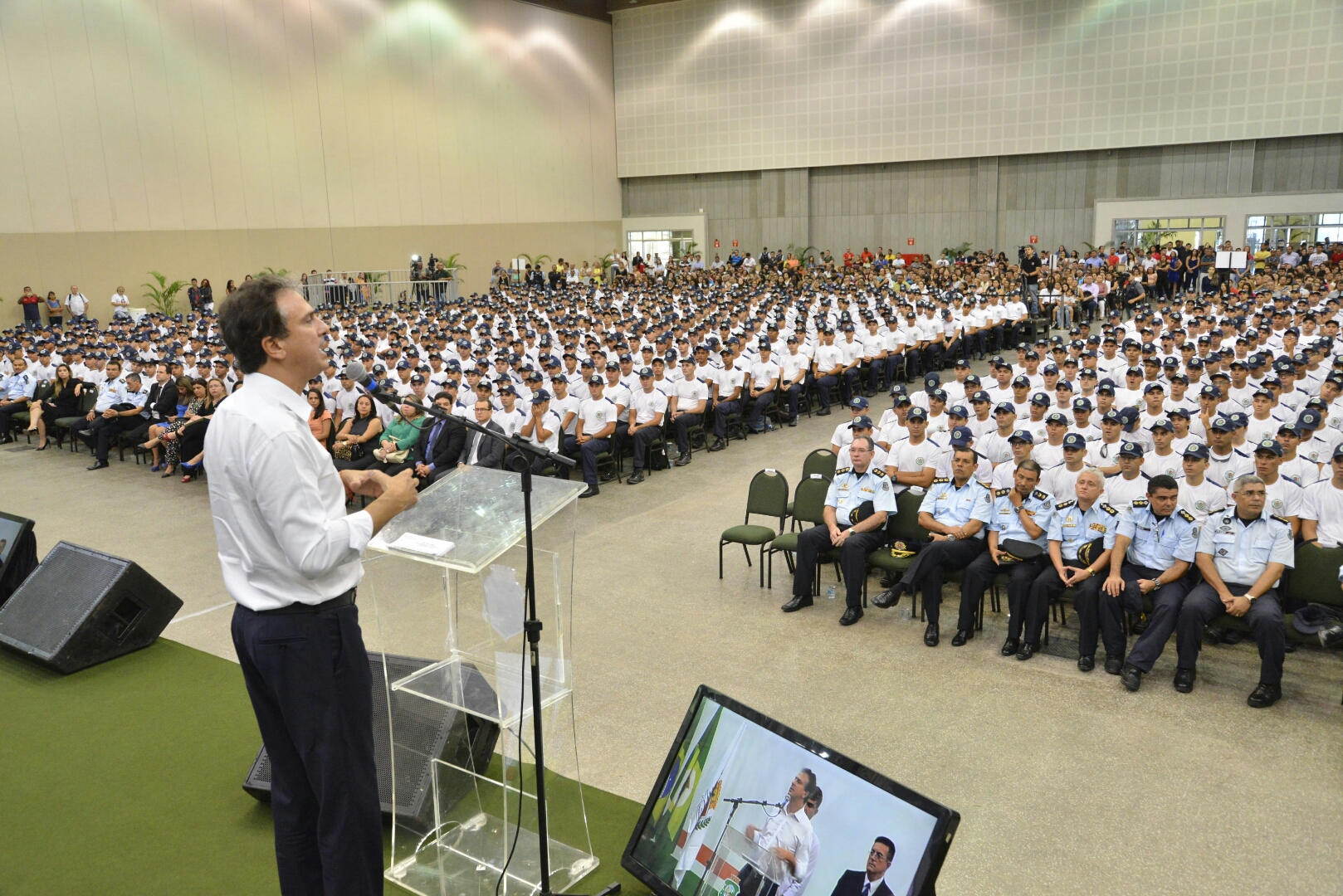Governo do Ceará realiza aula inaugural para 1.400 novos soldados da Polícia Militar