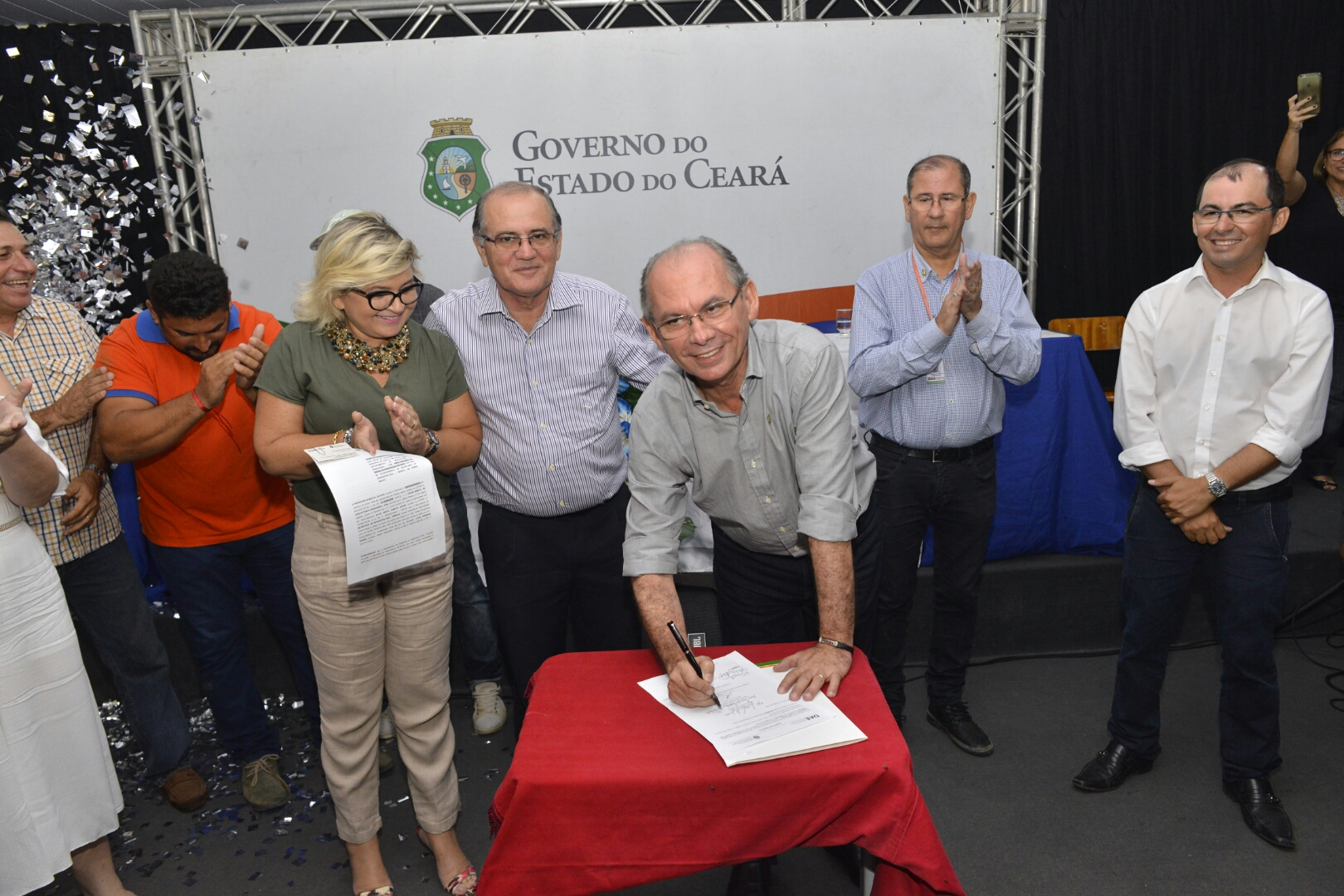 Vale do Jaguaribe: População de Alto Santo ganha ginásio poliesportivo
