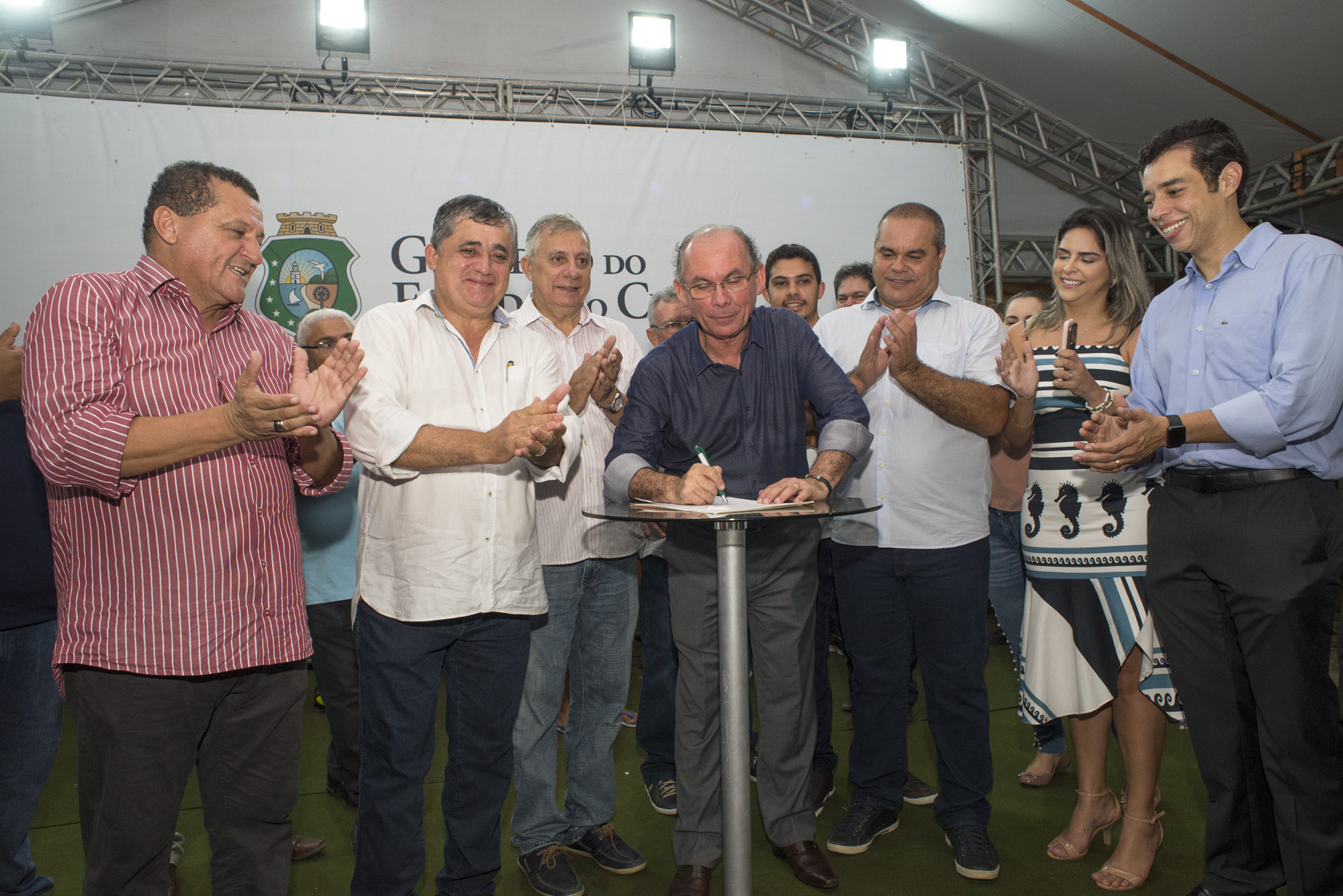 População de Icapuí é contemplada com ginásio multiuso nesta quinta- feira (3)