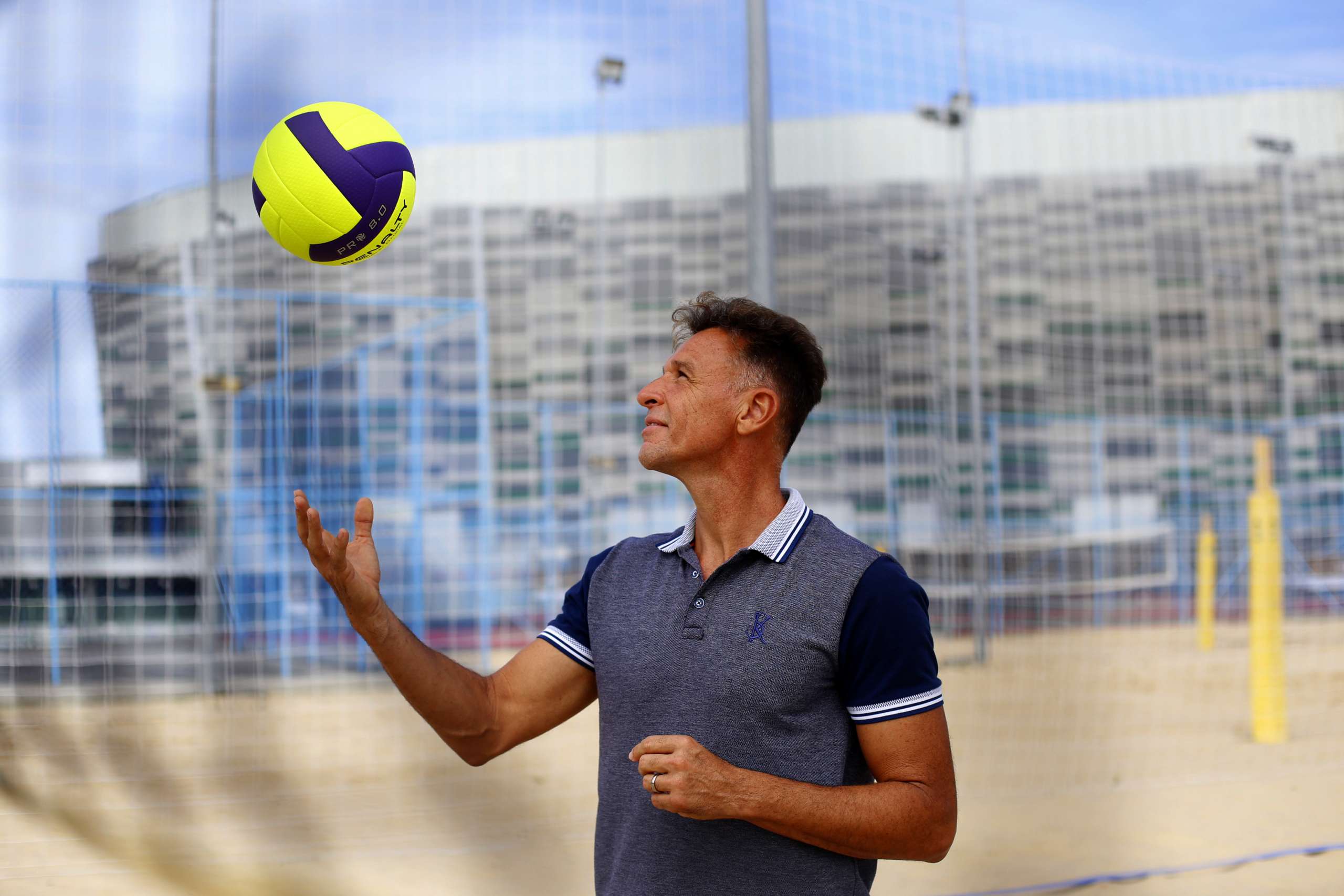Conheça a trajetória do servidor Oliveira Neto, pilar da vôlei de praia cearense medalhista em Olimpíadas e Mundiais