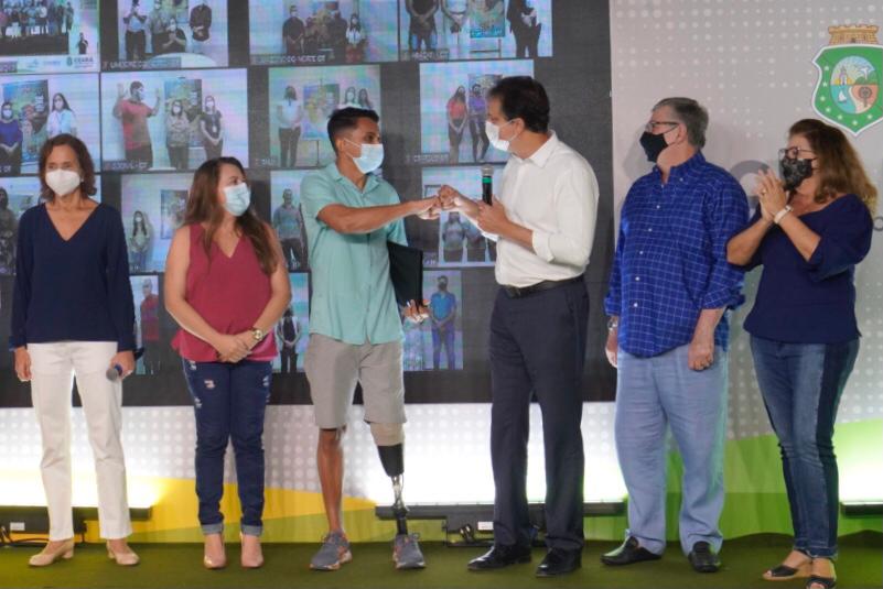 Primeiros contemplados com o Ceará Credi são apresentados