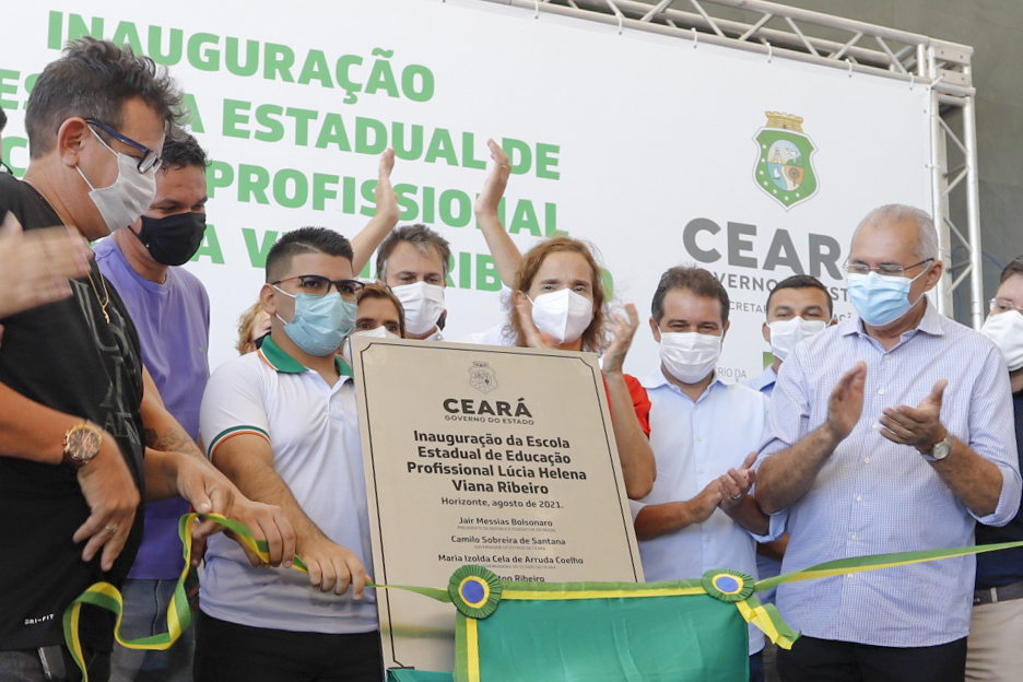 Governo do Ceará entrega nova sede para Escola de Educação Profissional de Horizonte