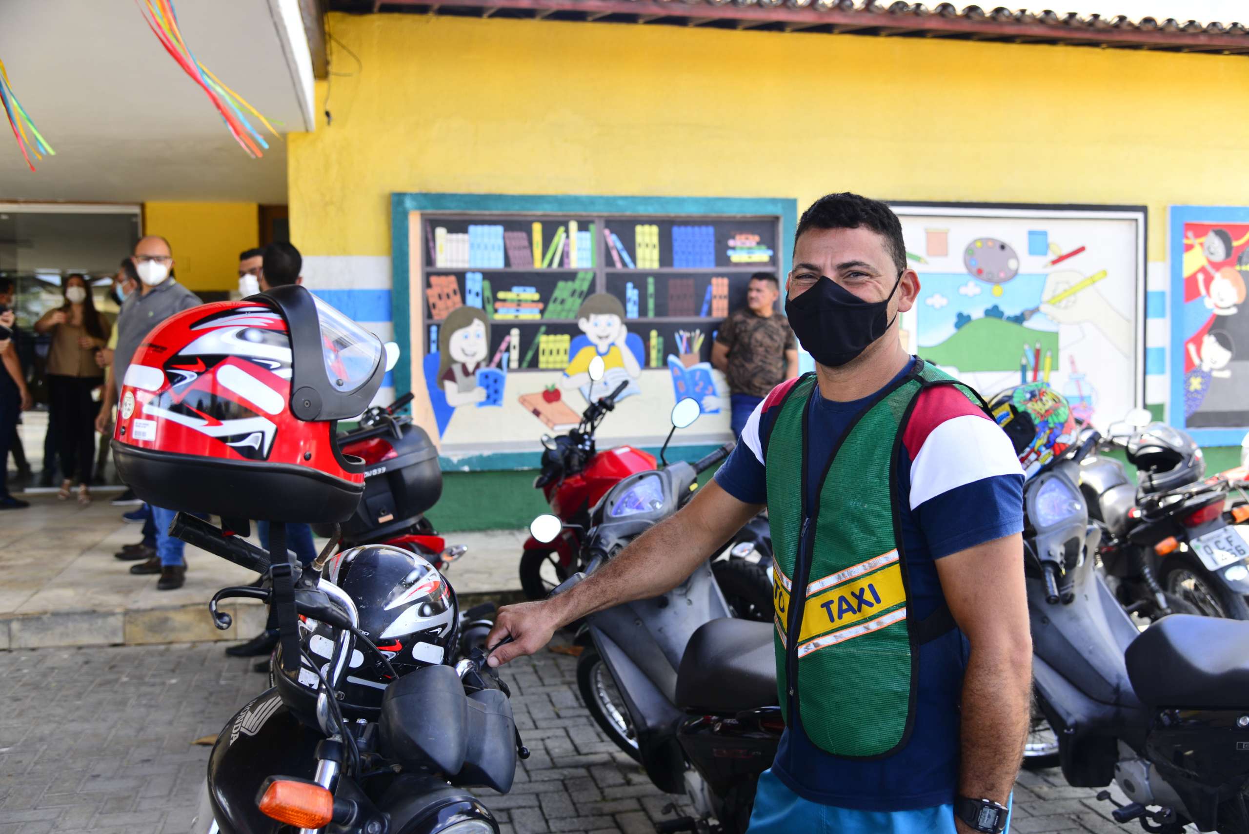 Sinalize: pavimentação e sinalização garantem maior fluidez do trânsito e levam melhoria para condutores
