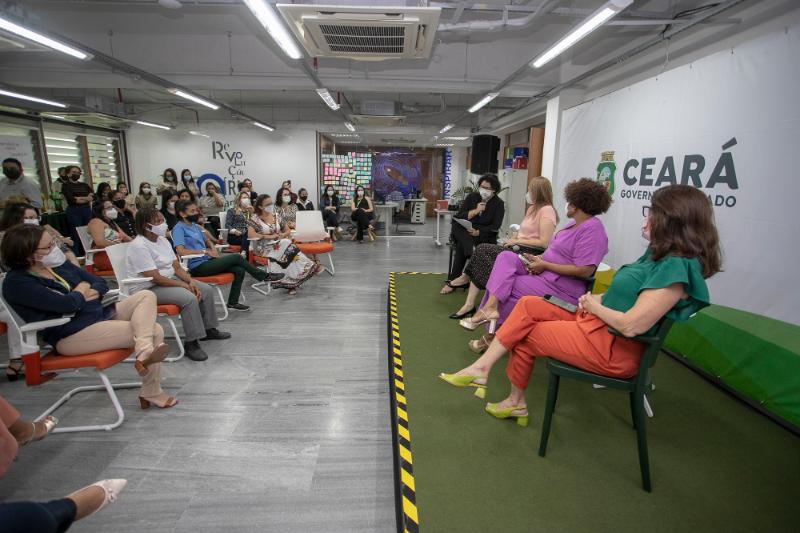 Diversidade e representatividade: presença de mulheres no setor público é tema de encontro realizado na Casa Civil
