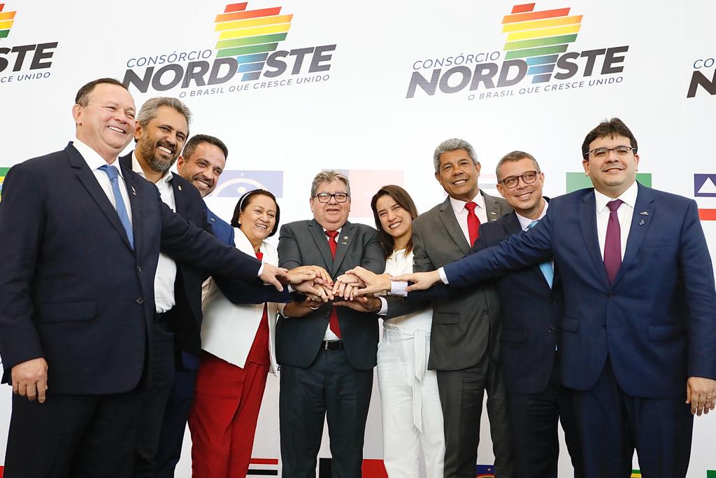 Consórcio Nordeste: governador Elmano de Freitas defende pacto contra a fome e integração entre forças de segurança