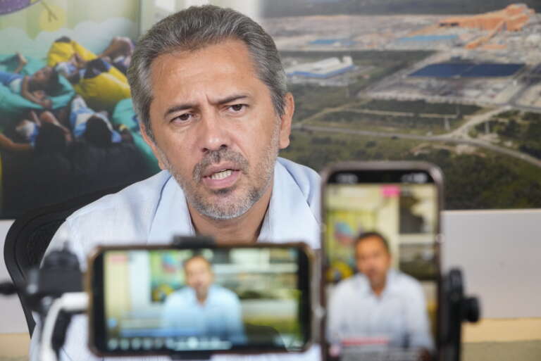 Elmano anuncia data de início dos atendimentos gratuitos do Programa Vet+Ceará