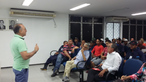 Equipe da SESA realiza palestra sobre mosquito Aedes Aegypti na Ceasa