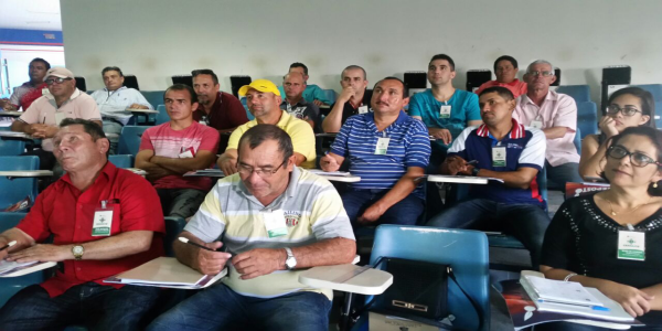 Ceasa realiza treinamentos em prol do aperfeiçoamento e qualificação dos colaboradores