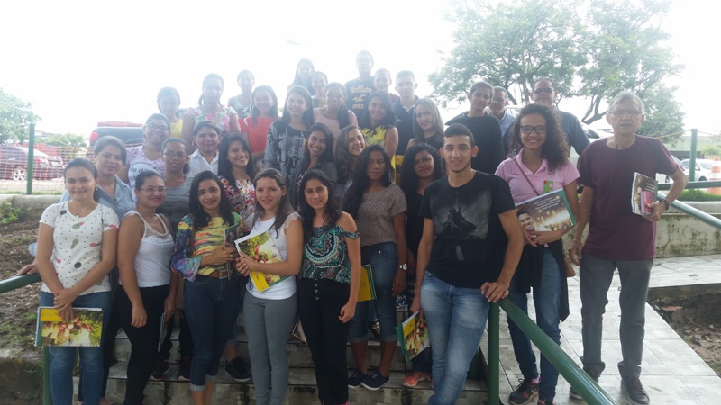 Ceasa recebe estudantes do IFCE de Sobral