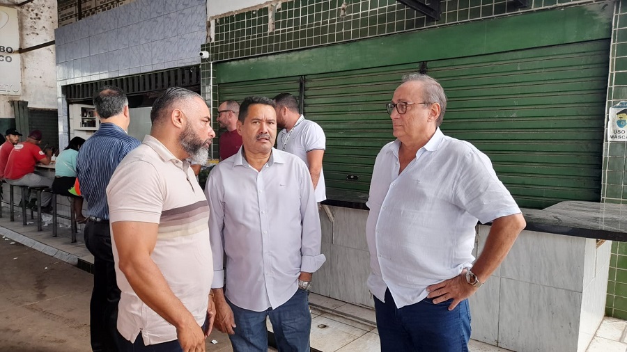 Diretoria da Ceasa-CE recebe secretário da SDA para visita técnica