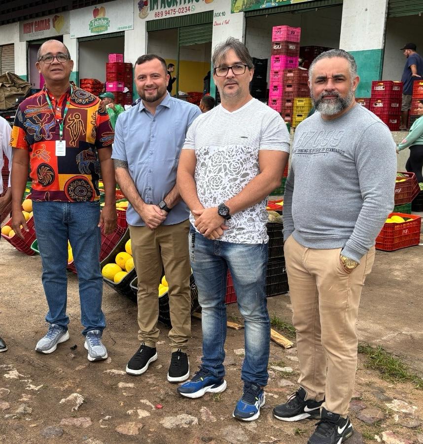 Presidente e diretores visitam a Ceasa Tianguá