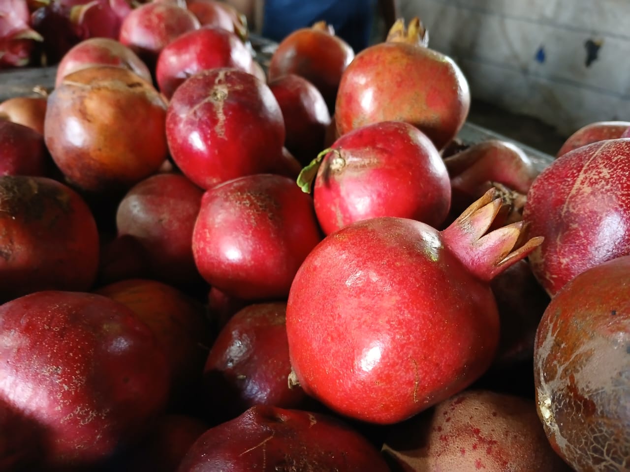Frutas tradicionais do Ano-Novo impulsionam o abastecimento na Ceasa em Maracanaú