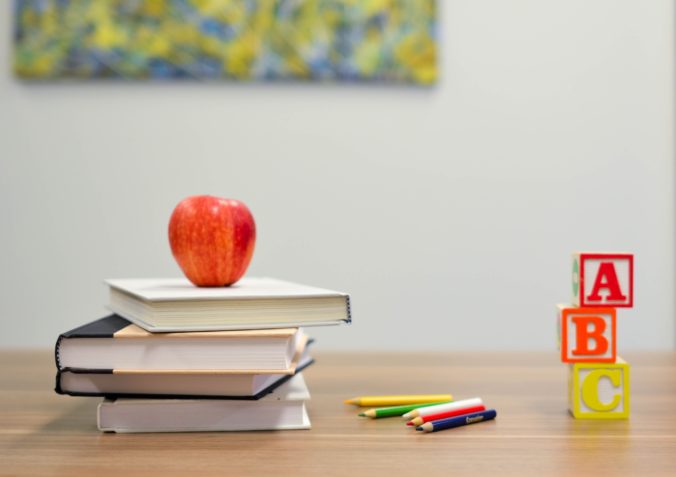 Brasil avança no Ideb, mas apenas ensino fundamental cumpre meta
