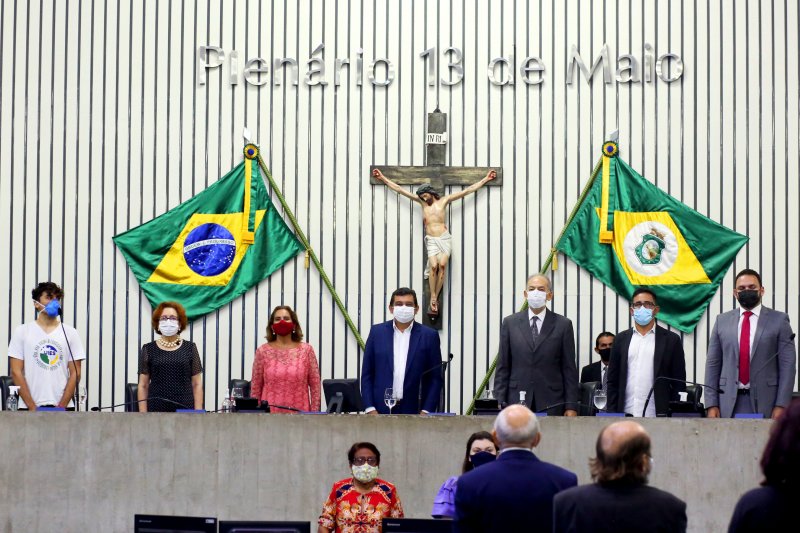 Presidente do CEE prestigia homenagem ao centenário de Paulo Freire na AL
