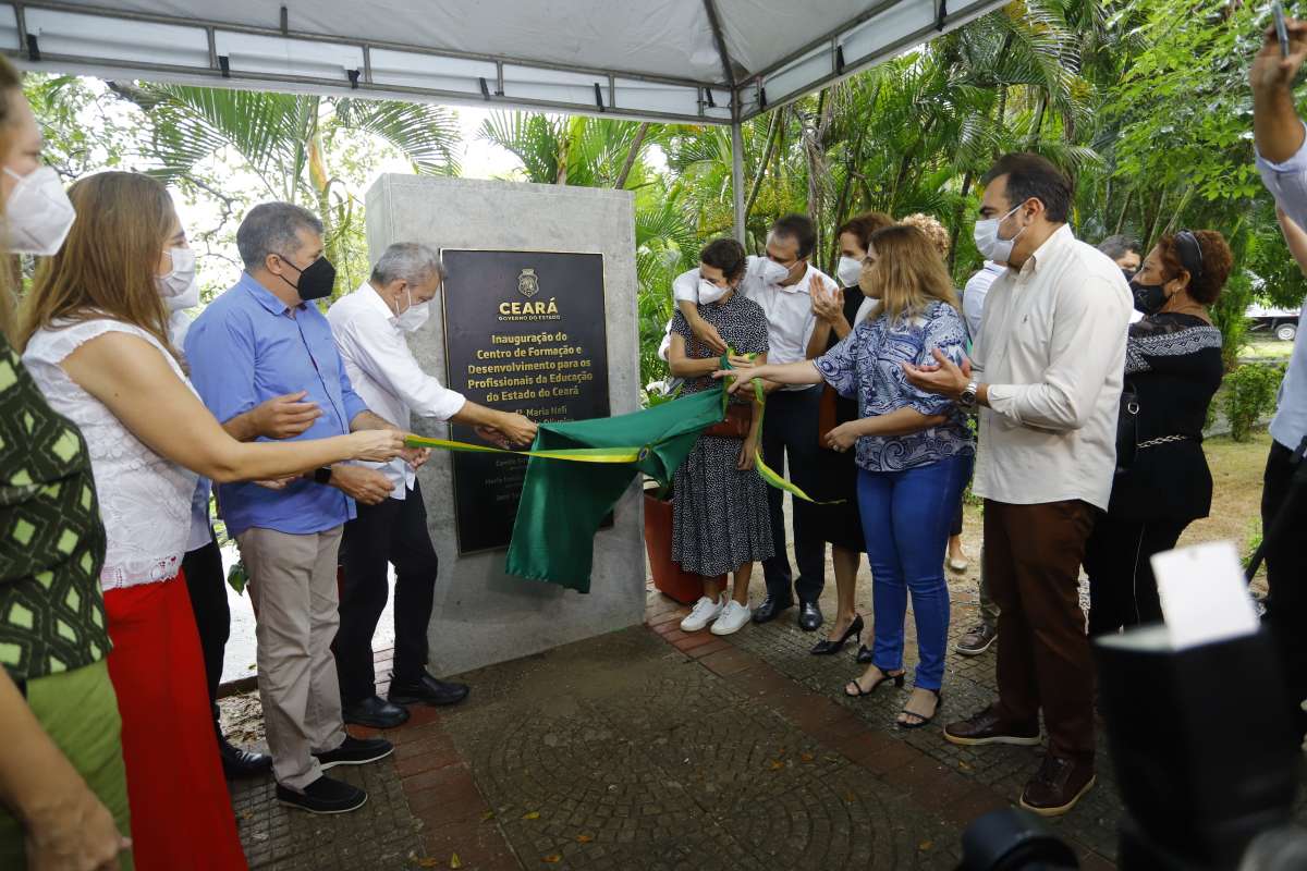 Governo do Ceará entrega Centro de Formação para beneficiar profissionais