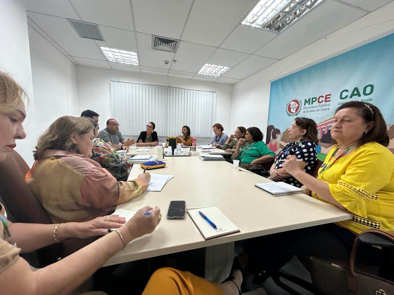 CEE dialoga com Caoeduc e instituições parceiras