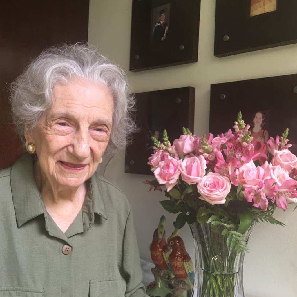 Homenagem póstuma à professora Jacyra Pimentel