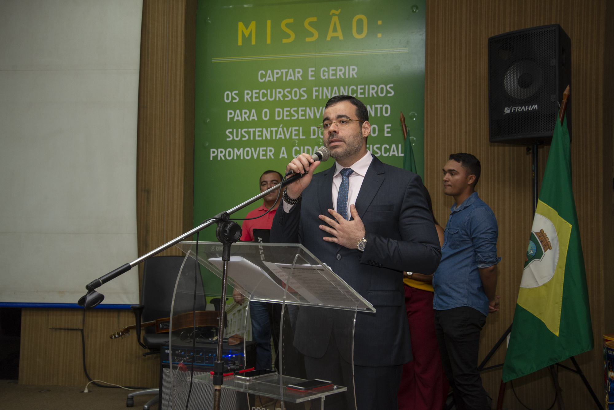 Controladoria Geral de Disciplina entrega Medalha do “Mérito da Justiça e Disciplina”