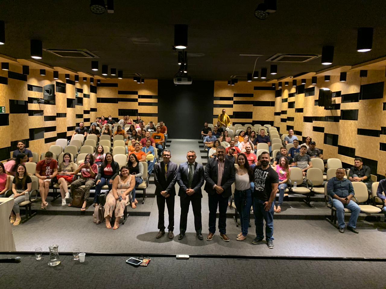 Controladoria Geral de Disciplina apresenta o trabalho do órgão a universitários