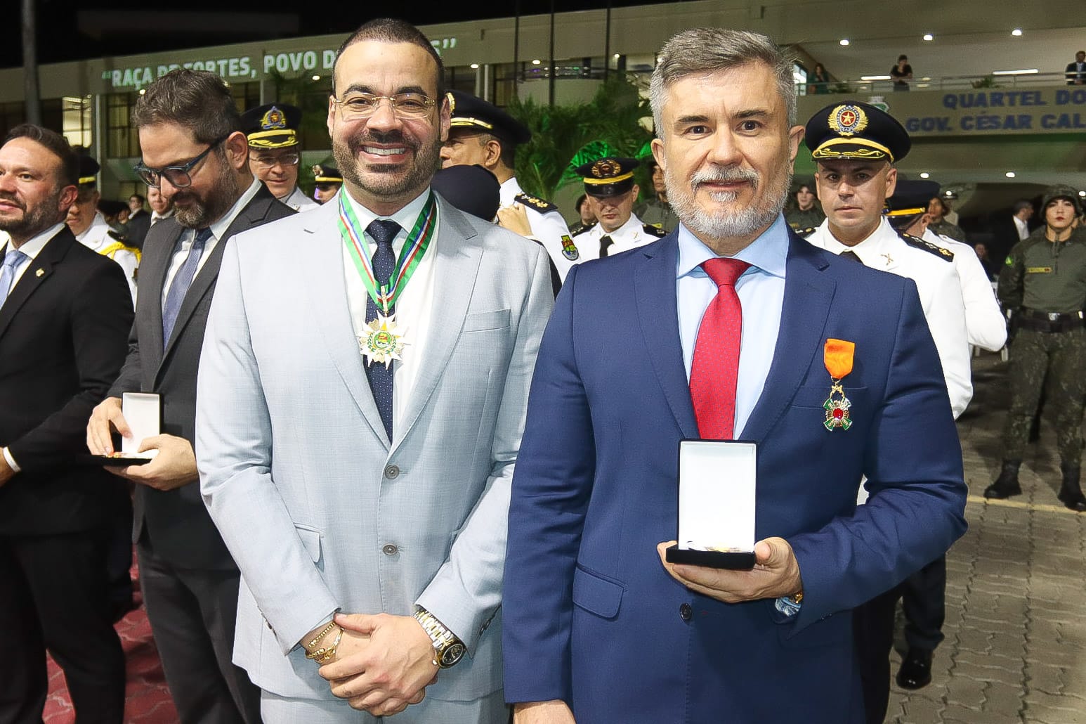 Secretários da CGD recebem comendas da Polícia Militar do Ceará