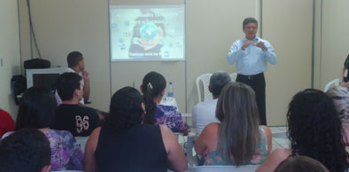 Central de Atendimento Telefônico em Canindé recebe palestra do Programa de Gestão Compartilhada de Pessoas