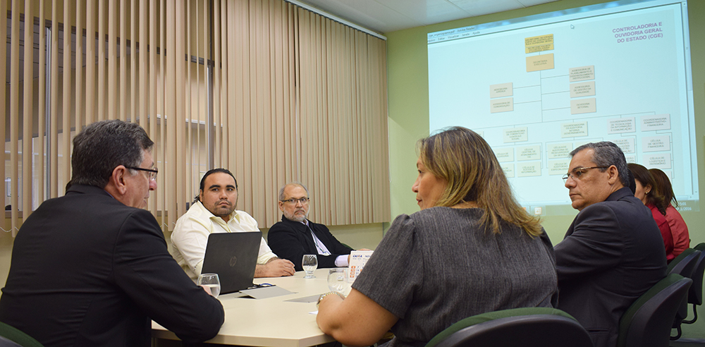 CGE recebe visita técnica de representantes da AGE Pará