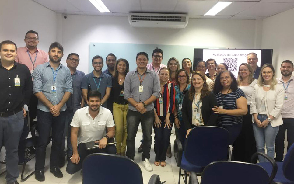 CGE palestra sobre a LAI e sobre a Lei de Desburocratização do Serviço Público para profissionais da Cagece