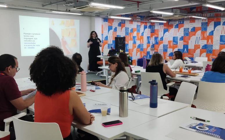 CGE participa de oficina de simplificação de documentos com o Laboratório Íris