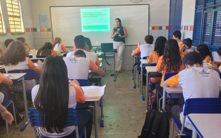 Palestra Caminhos da Cidadania contempla mais de 1.300 alunos da Rede Estadual de Ensino do Ceará