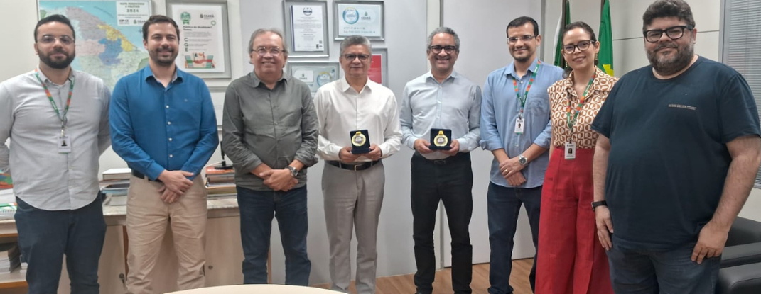 Secretários da CGE são agraciados com a Medalha Amigo da AACI 
