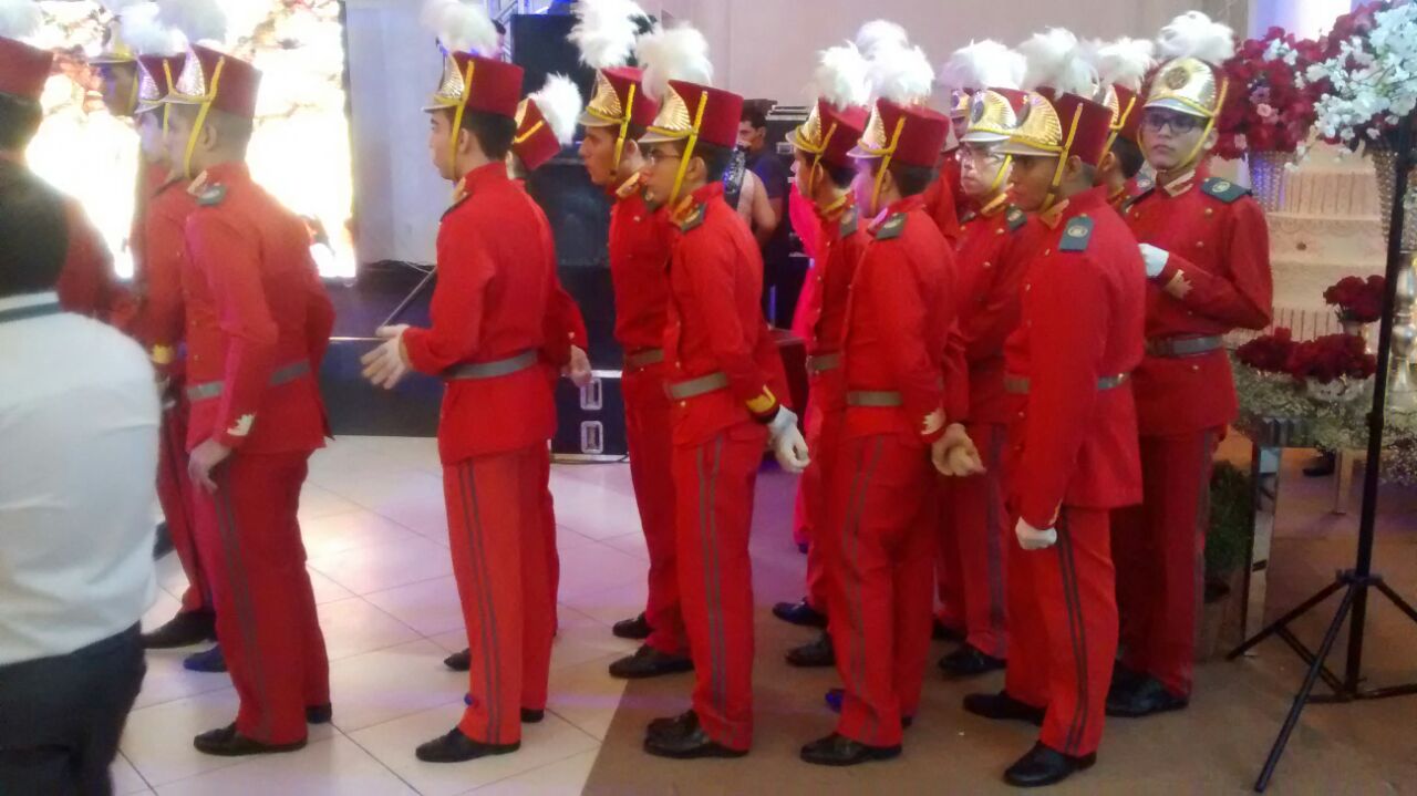 Debutantes Associação Peter Pan