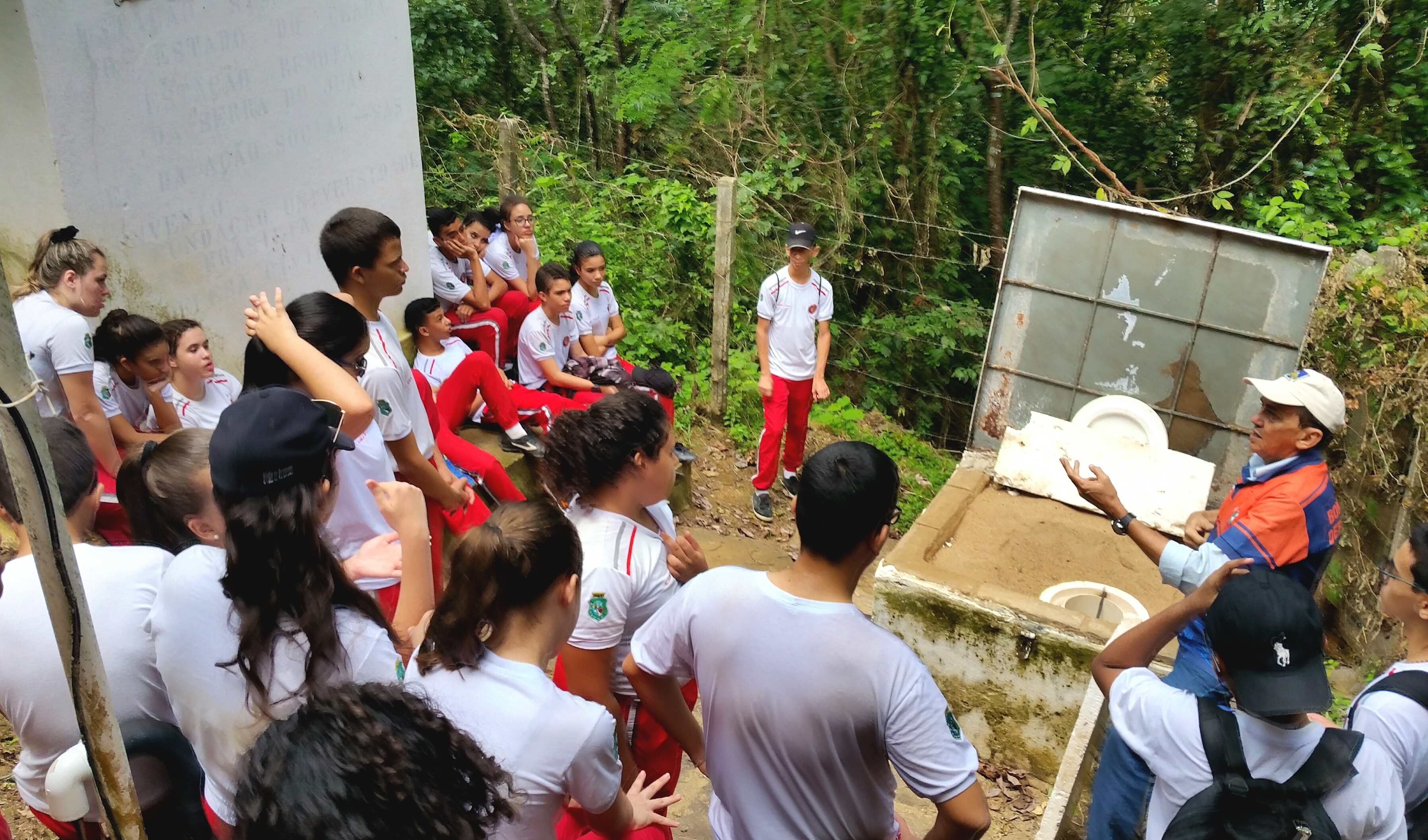 CMCB – Alunos do 9ºano visitam Estação Sismográfica