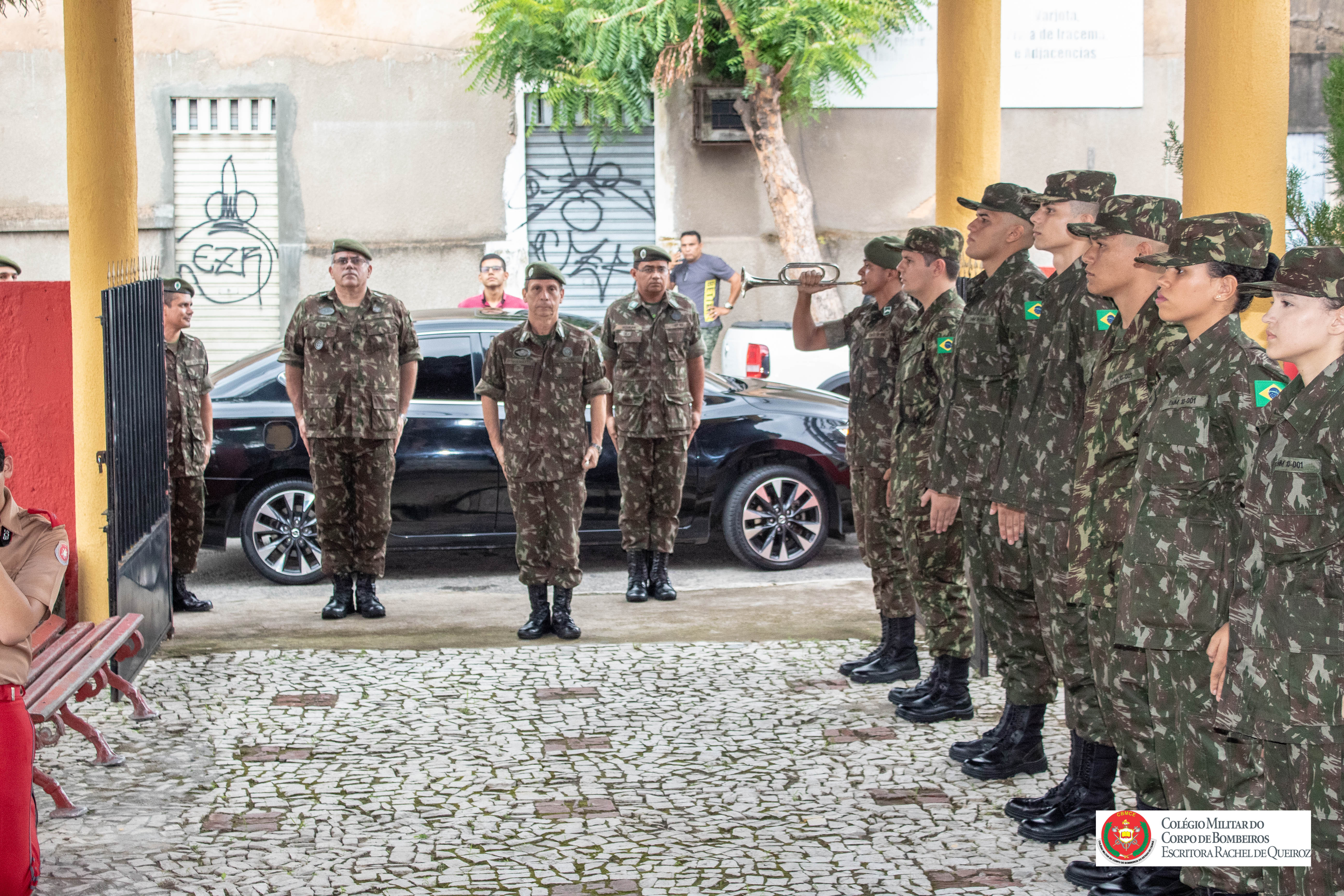 CMCB-ERQ incorpora alunos na Escola de Instrução Militar do Exercito Brasileiro