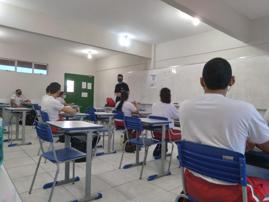 CMCB reforça aulas extras para o ENEM