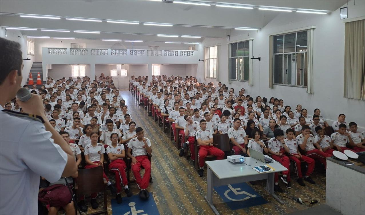 CMCB Recebe Marinha do Brasil para Concurso ‘Cisne Branco’