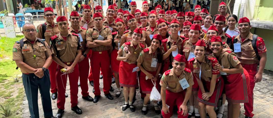Alunos do CMCB participam da III FEMATEC no IFCE