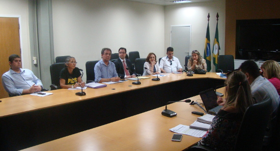 Seplag reúne representantes do DETRAN e Sindetran para tratar do PCCS dos servidores