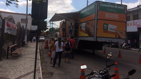 Unidade Móvel do Bilhete Único Metropolitano cadastra moradores de Pacajus até dia 30