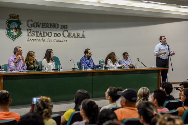 Governo do Ceará inicia validação de inscrição de 150 surdos no programa CNH Popular