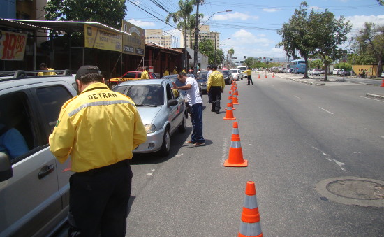 Sest-Senat desenvolve ações conjuntas com Detran na Semana do Trânsito