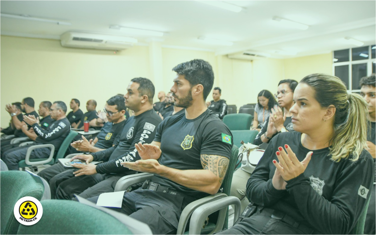 Escola de Educação para o Trânsito do Detran capacita mais de 300 agentes penitenciários