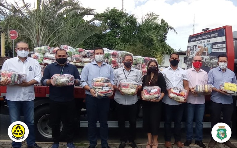 Detran-CE recebe 2 toneladas de alimentos arrecadadas pelo Sindicato dos Despachantes e empresas parceiras