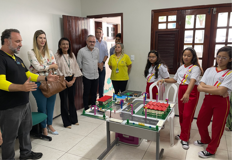 Representantes de Célula da Alece visitam a Escola de Educação para o Trânsito do Detran-CE