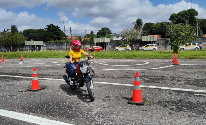 Detran-CE inicia atendimento de candidatos com inscrições aprovadas no programa CNH Popular 2023 em Sobral, Iguatu, Cascavel e Eusébio a partir de segunda (22)