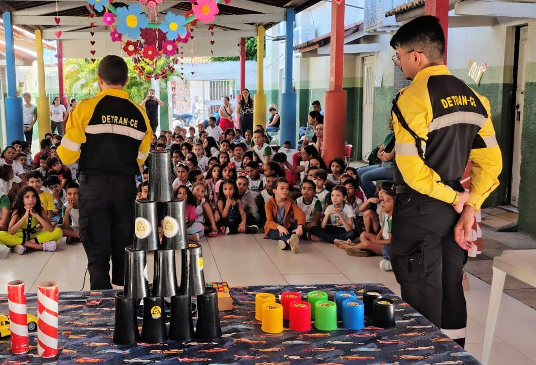 Detran-CE realiza ações alusivas ao Maio Amarelo em Icó e Brejo Santo